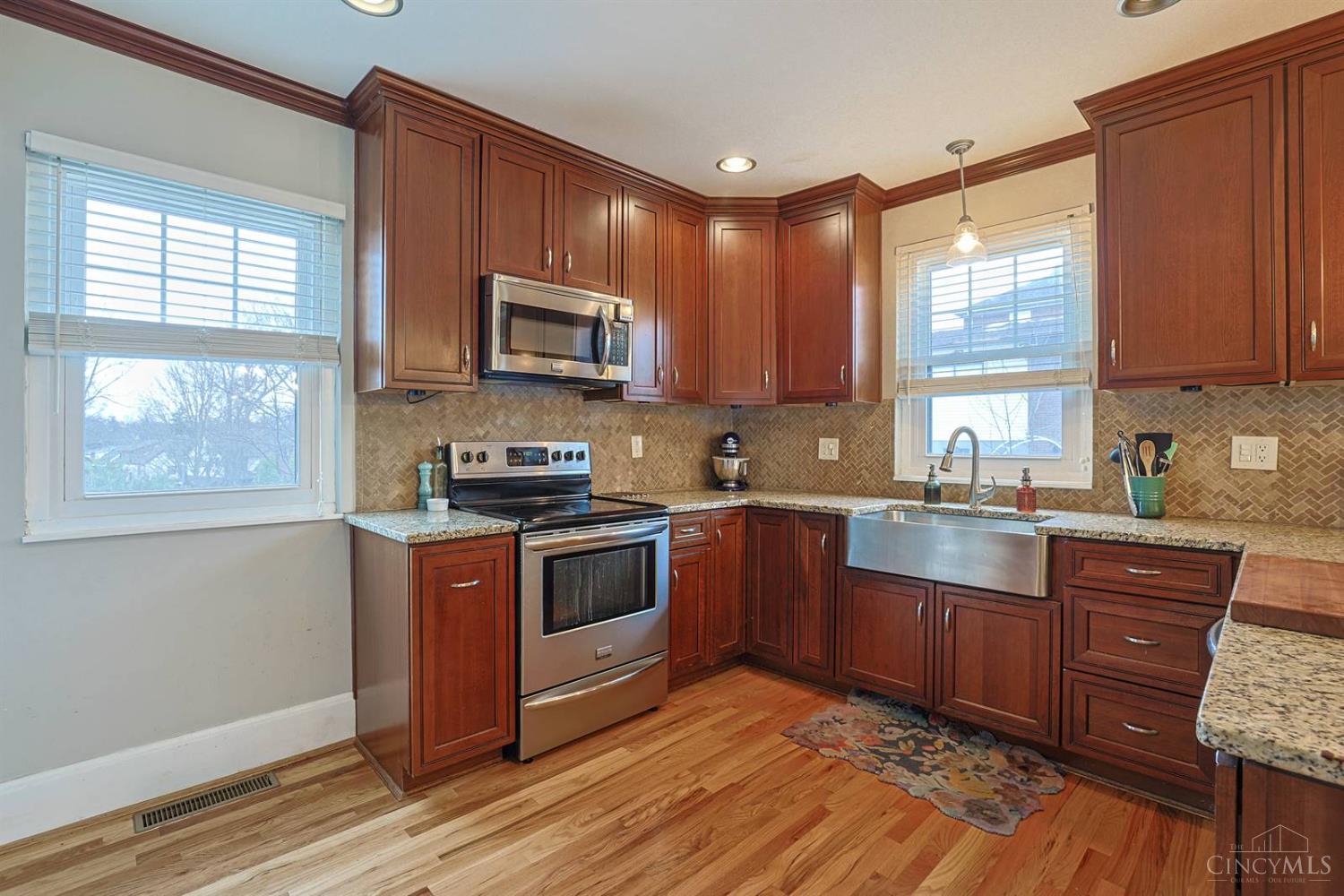5835 Montgomery Road Cincinnati, OH 45212 - Photo 14 of 44 Gallery Image 14