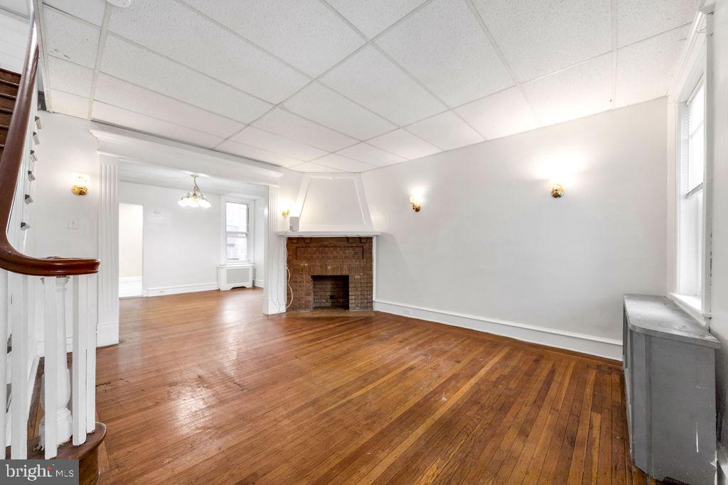 274 Avon Road Upper Darby, PA 19082 - Photo 6 of 24