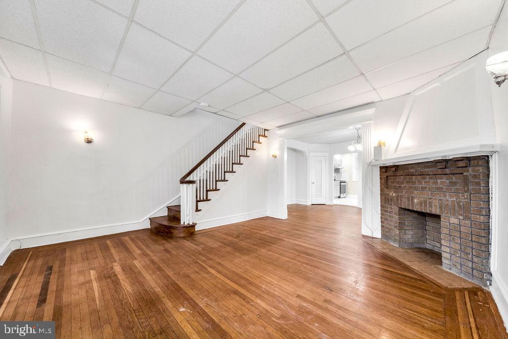 274 Avon Road Upper Darby, PA 19082 - Photo 7 of 24