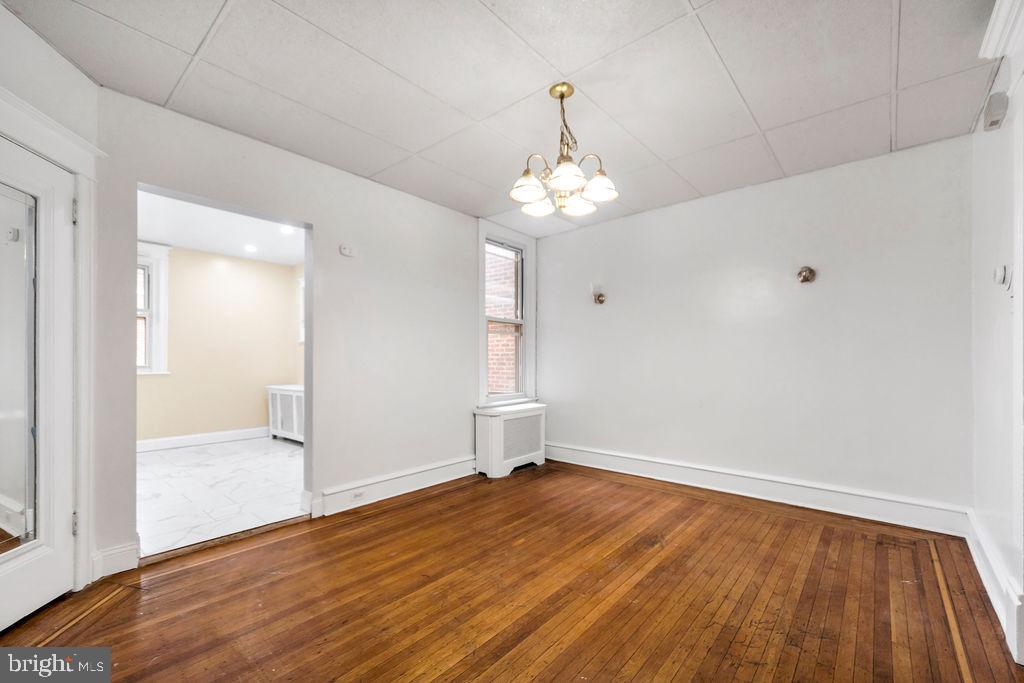 274 Avon Road Upper Darby, PA 19082 - Photo 8 of 24