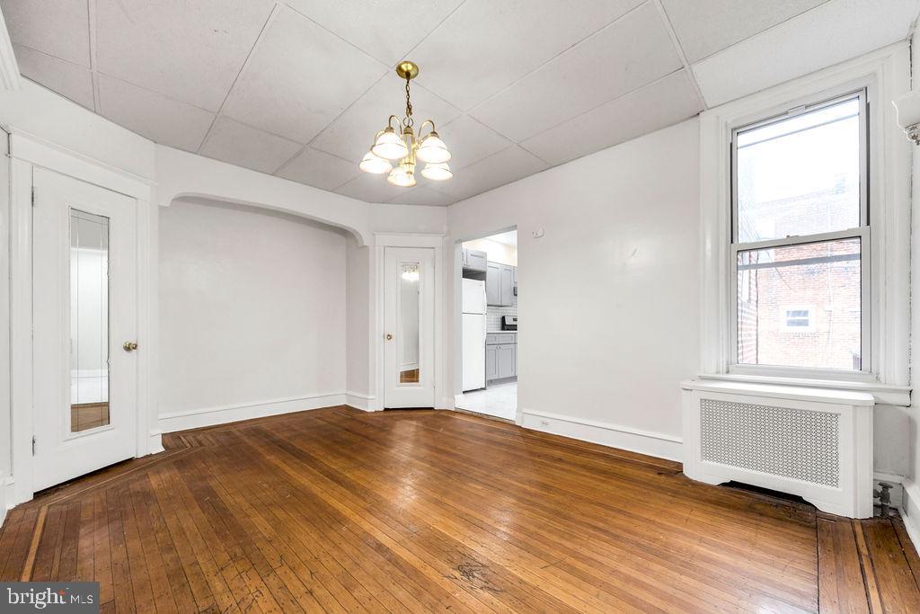 274 Avon Road Upper Darby, PA 19082 - Photo 10 of 24
