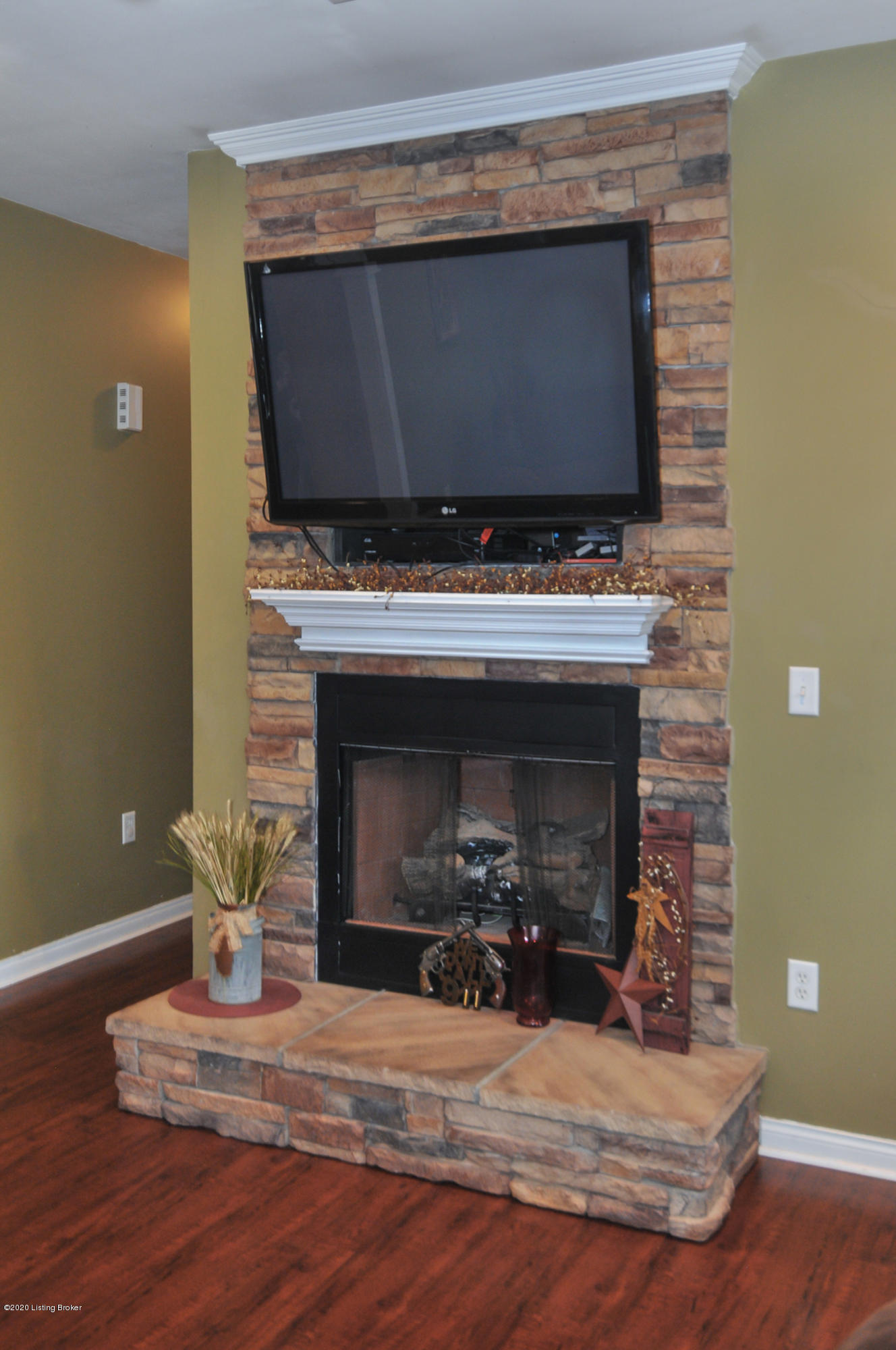 171 Rustic Lane Shepherdsville, KY 40165 - Photo 9 of 50 171RusticLn-9