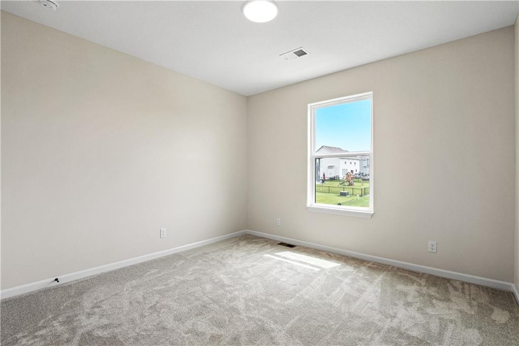 25345 West 148th Street Olathe, KS 66061 - Photo 20 of 36