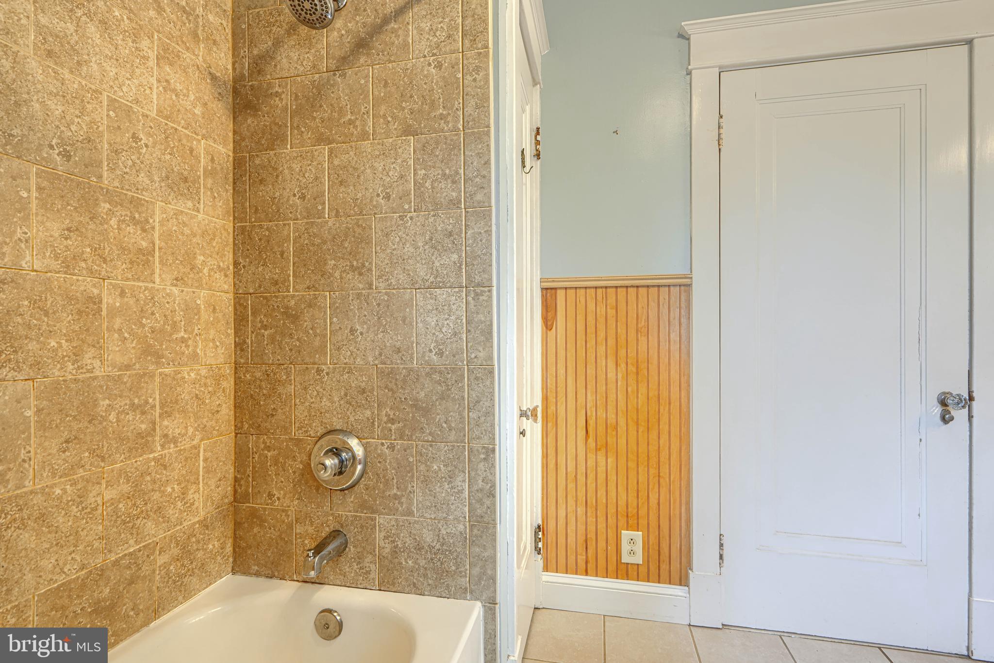 3005 Dunleer Road Dundalk, MD 21222 - Photo 35 of 64 Full bath on 2nd level