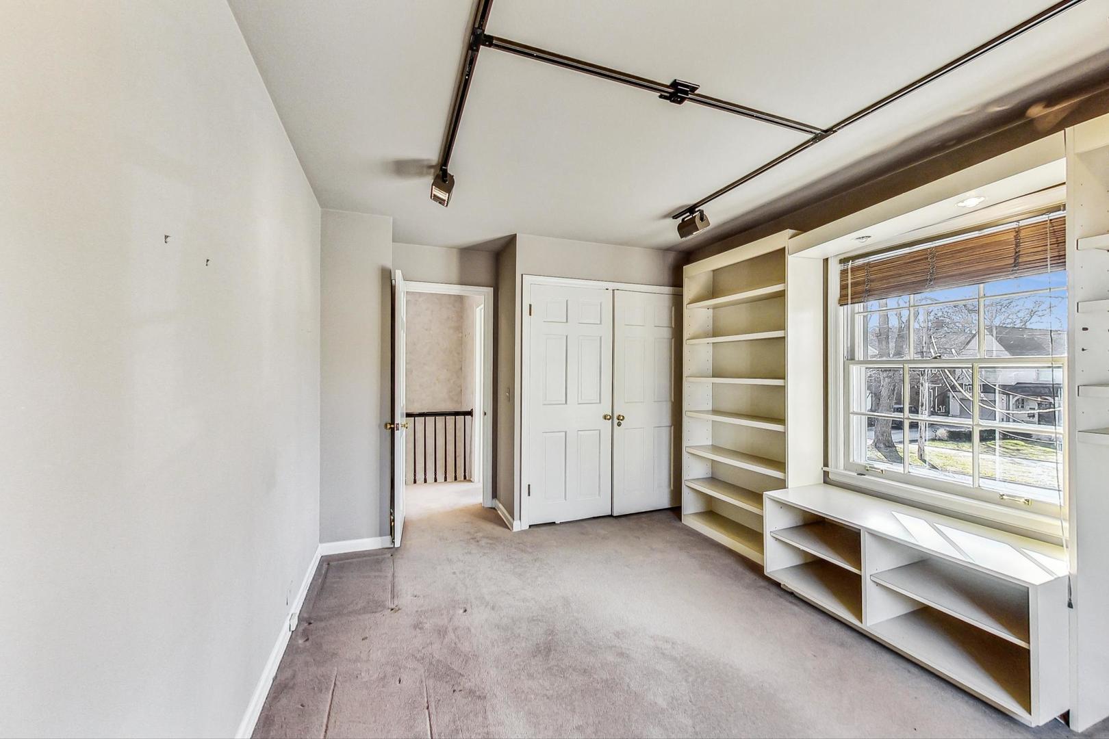 765 Walden Road Winnetka, IL 60093 - Photo 27 of 40 a view of entryway with stairs