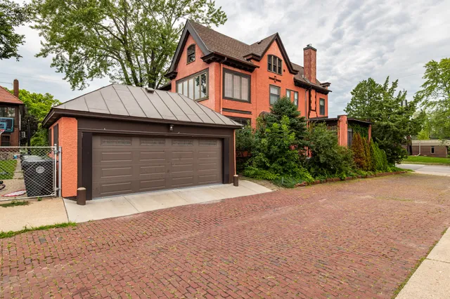 $614,900 | 1414 Main Street, La Crosse, WI 54601