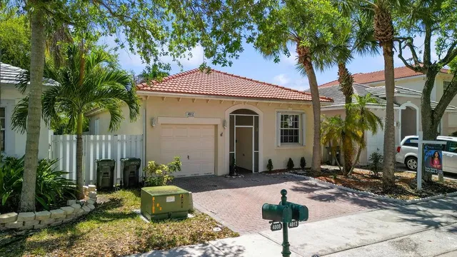 $3,800 | 4812 Northwest 19th Street, Coconut Creek, FL 33063