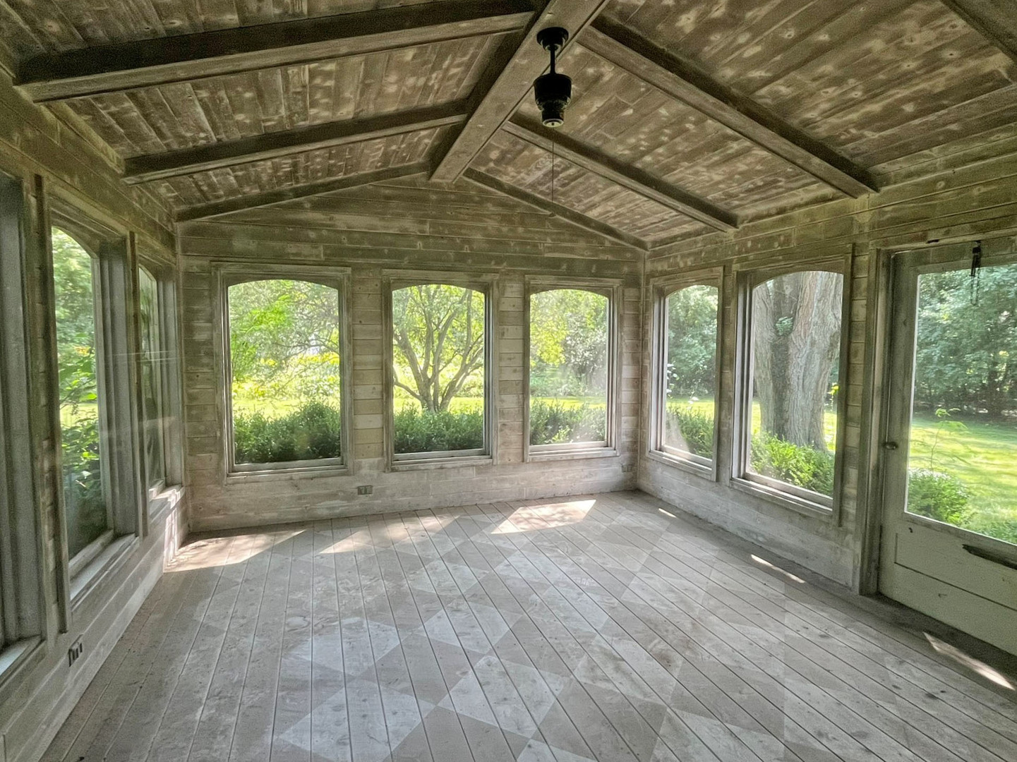 465 Sunset Road Barrington, IL 60010 - Photo 13 of 22 Gallery Image 13