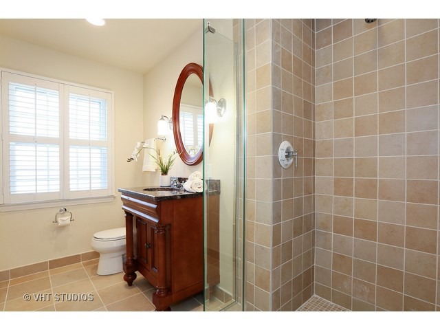 1165 Woodview Road Burr Ridge, IL 60527 - Photo 13 of 24