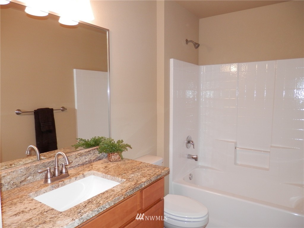 6210 192nd Lane Southwest Rochester, WA 98579 - Photo 15 of 23