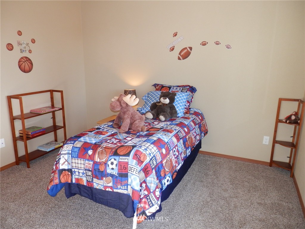6210 192nd Lane Southwest Rochester, WA 98579 - Photo 17 of 23