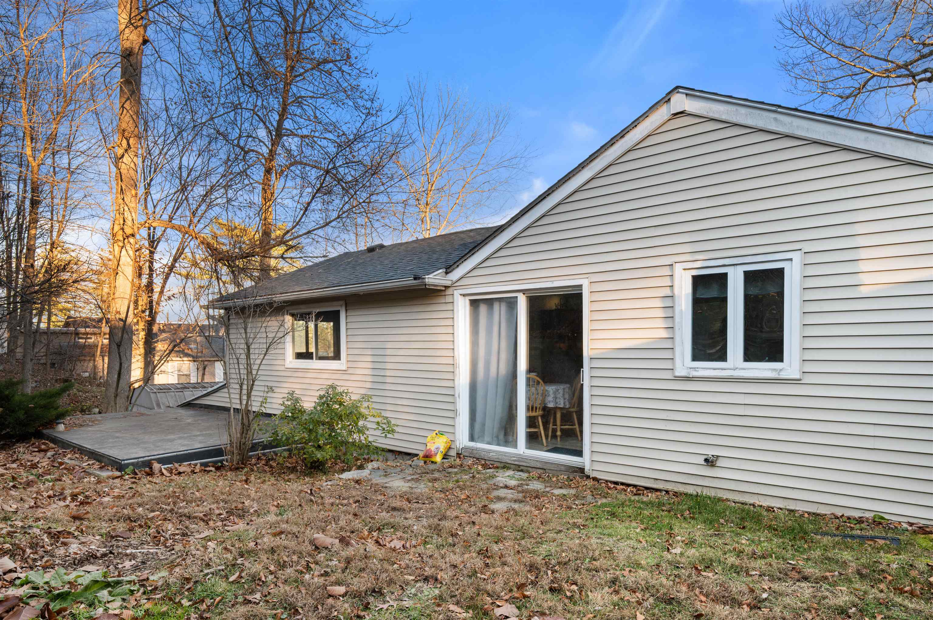 120 Chases Grove Road Derry, NH 03038 - Photo 11 of 48