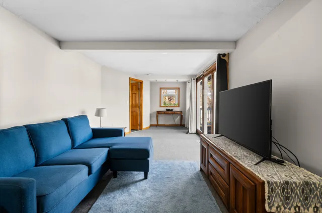 $535,000 | 120 Chases Grove Road, Derry, NH 03038