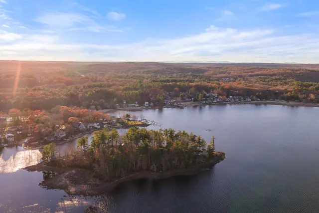 $535,000 | 120 Chases Grove Road, Derry, NH 03038