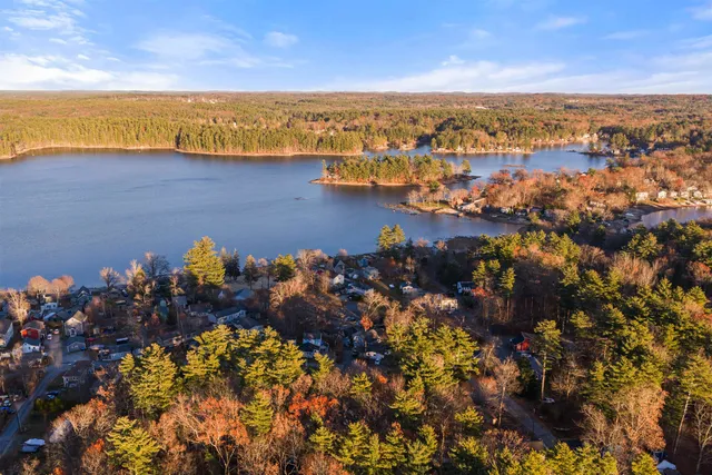 $535,000 | 120 Chases Grove Road, Derry, NH 03038