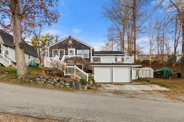 $535,000 | 120 Chases Grove Road, Derry, NH 03038