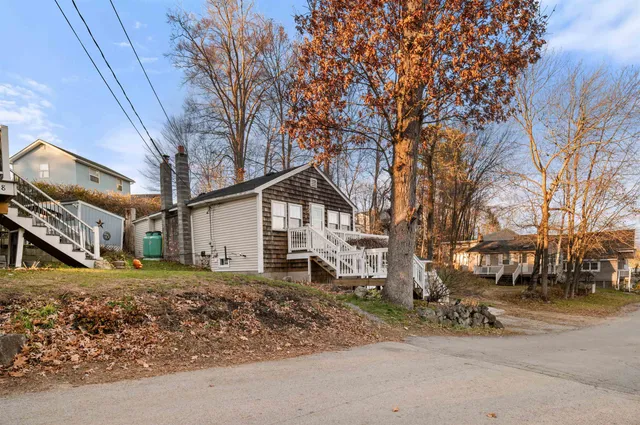 $535,000 | 120 Chases Grove Road, Derry, NH 03038