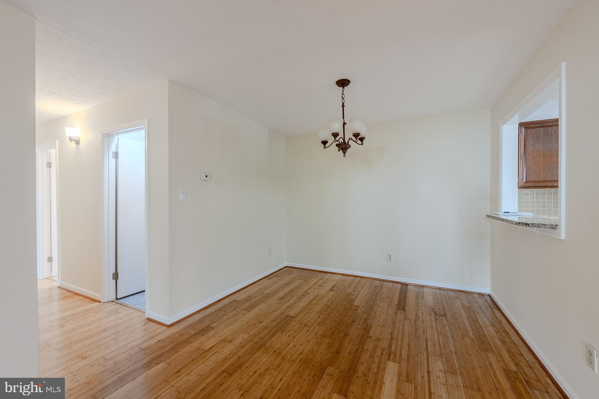 10176 Oakton Terrace Road, Unit 10176 Oakton, VA 22124 - Photo 14 of 35