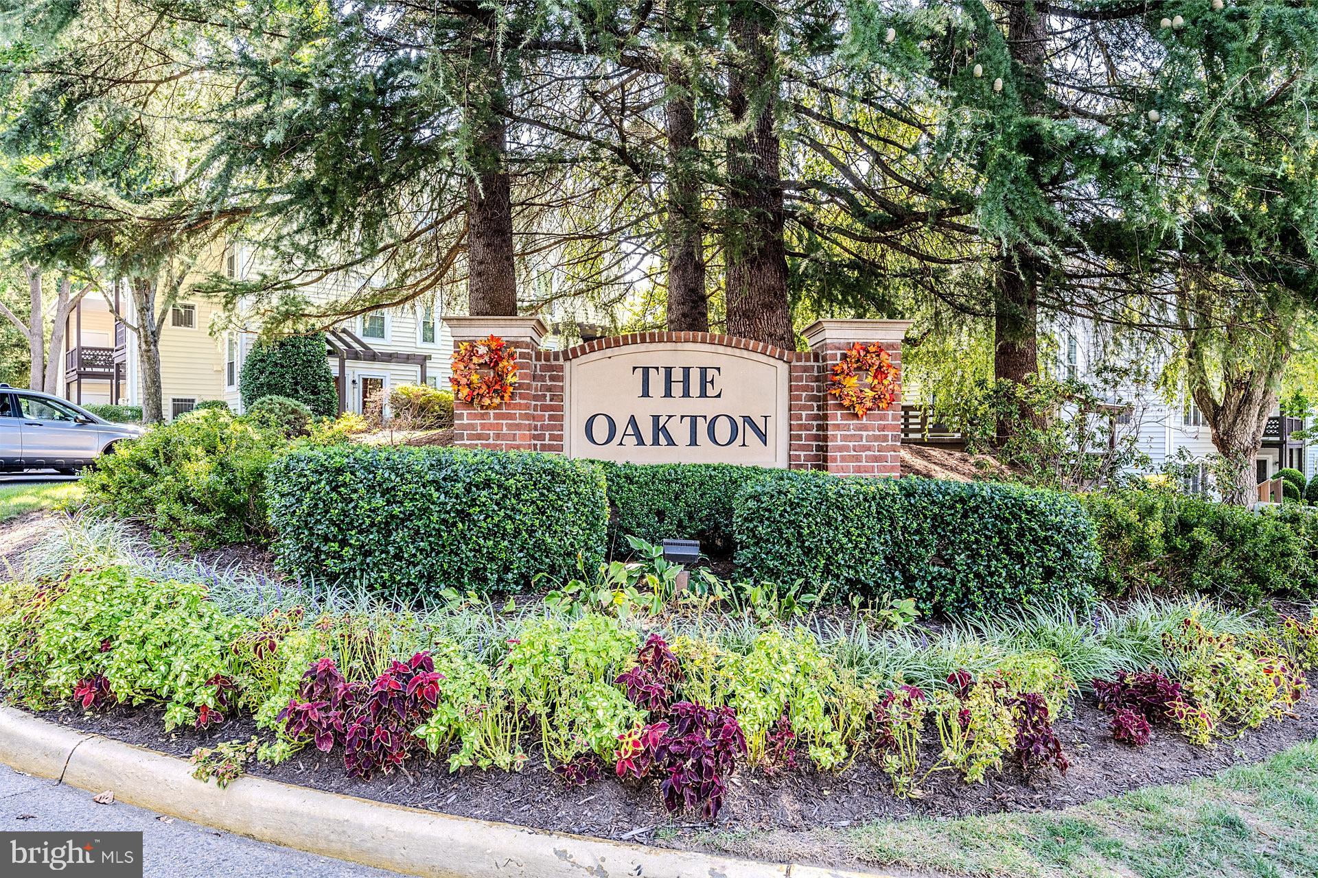 10176 Oakton Terrace Road, Unit 10176 Oakton, VA 22124 - Photo 27 of 35