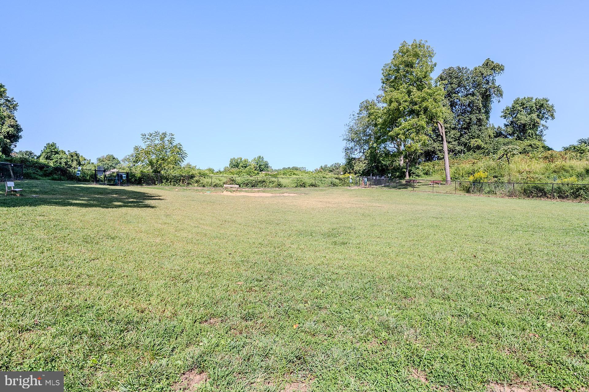 10176 Oakton Terrace Road, Unit 10176 Oakton, VA 22124 - Photo 30 of 35