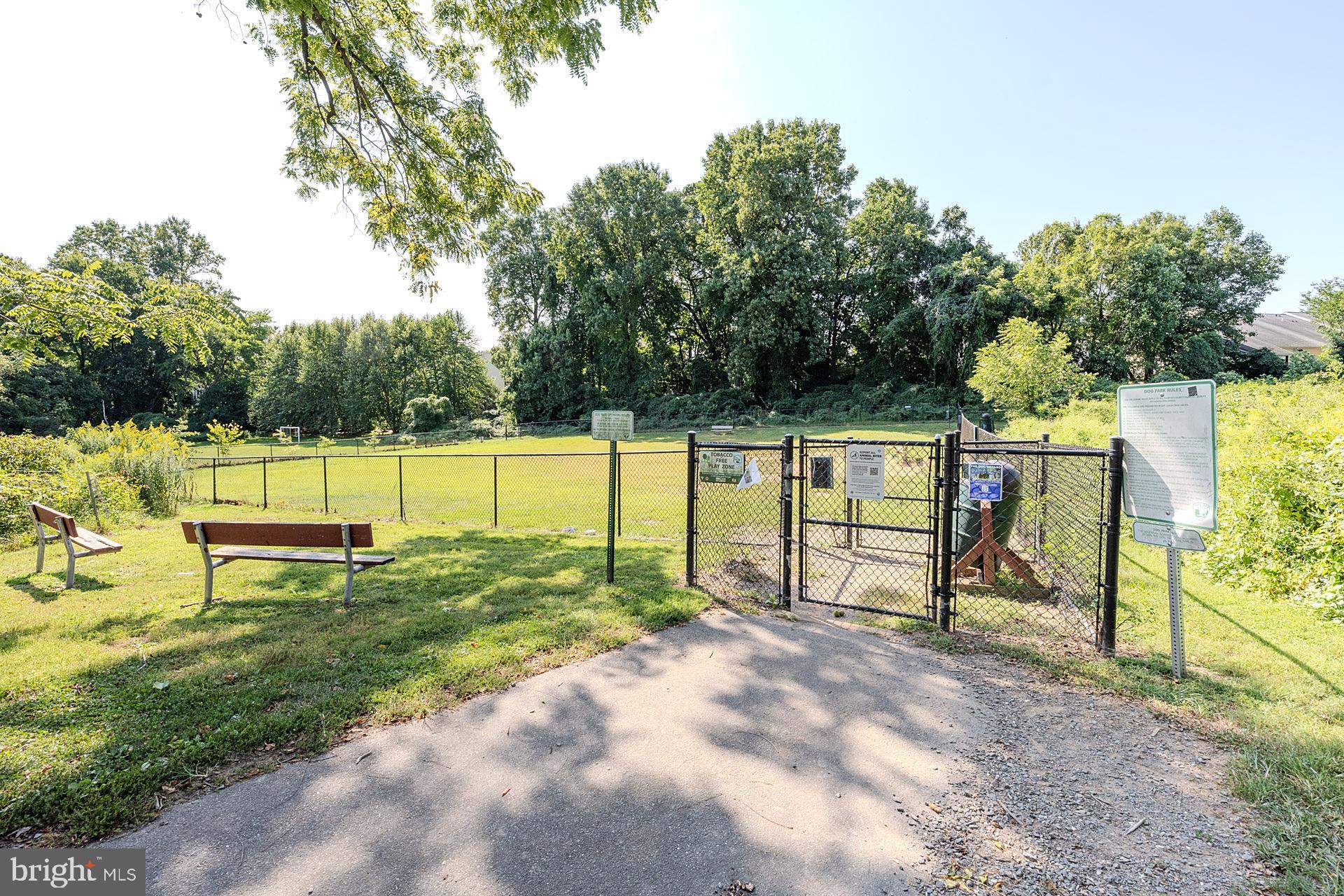 10176 Oakton Terrace Road, Unit 10176 Oakton, VA 22124 - Photo 32 of 35