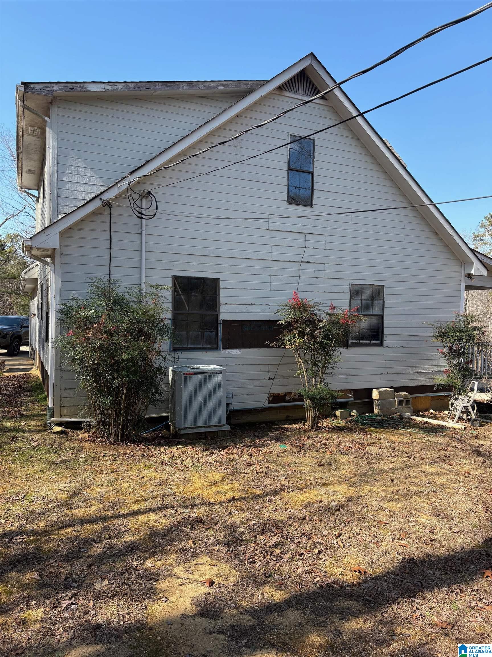 340 Valley View Drive Oneonta, AL 35121 - Photo 5 of 9