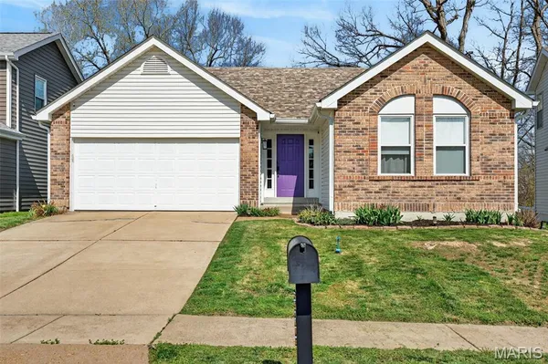 $399,900 | 365 Hunters Spur, Grover, MO 63040