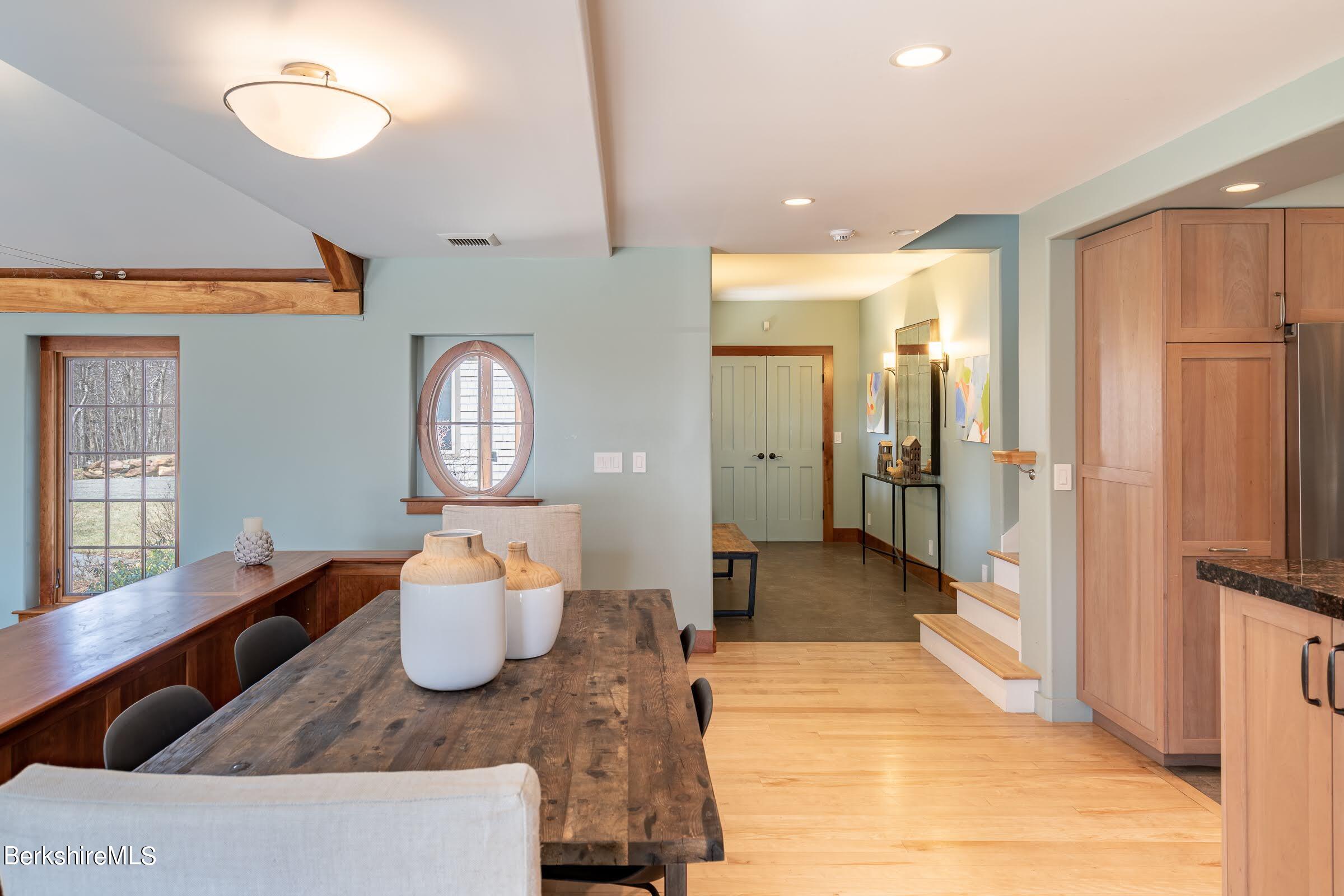 333 Leonhardt Road Becket, MA 01223 - Photo 29 of 58 29 center hall 1