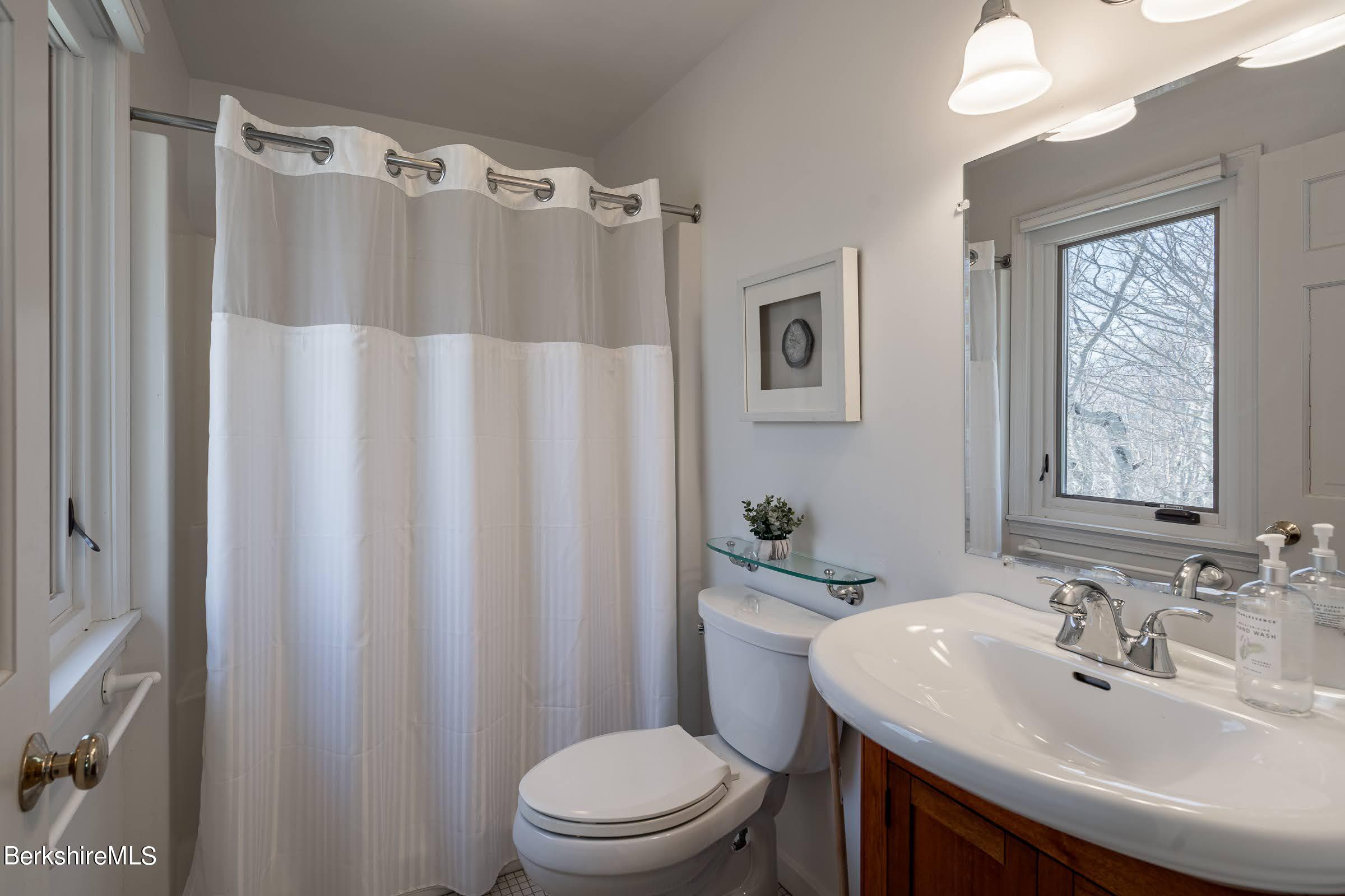 333 Leonhardt Road Becket, MA 01223 - Photo 44 of 58 44 2nd floor bath