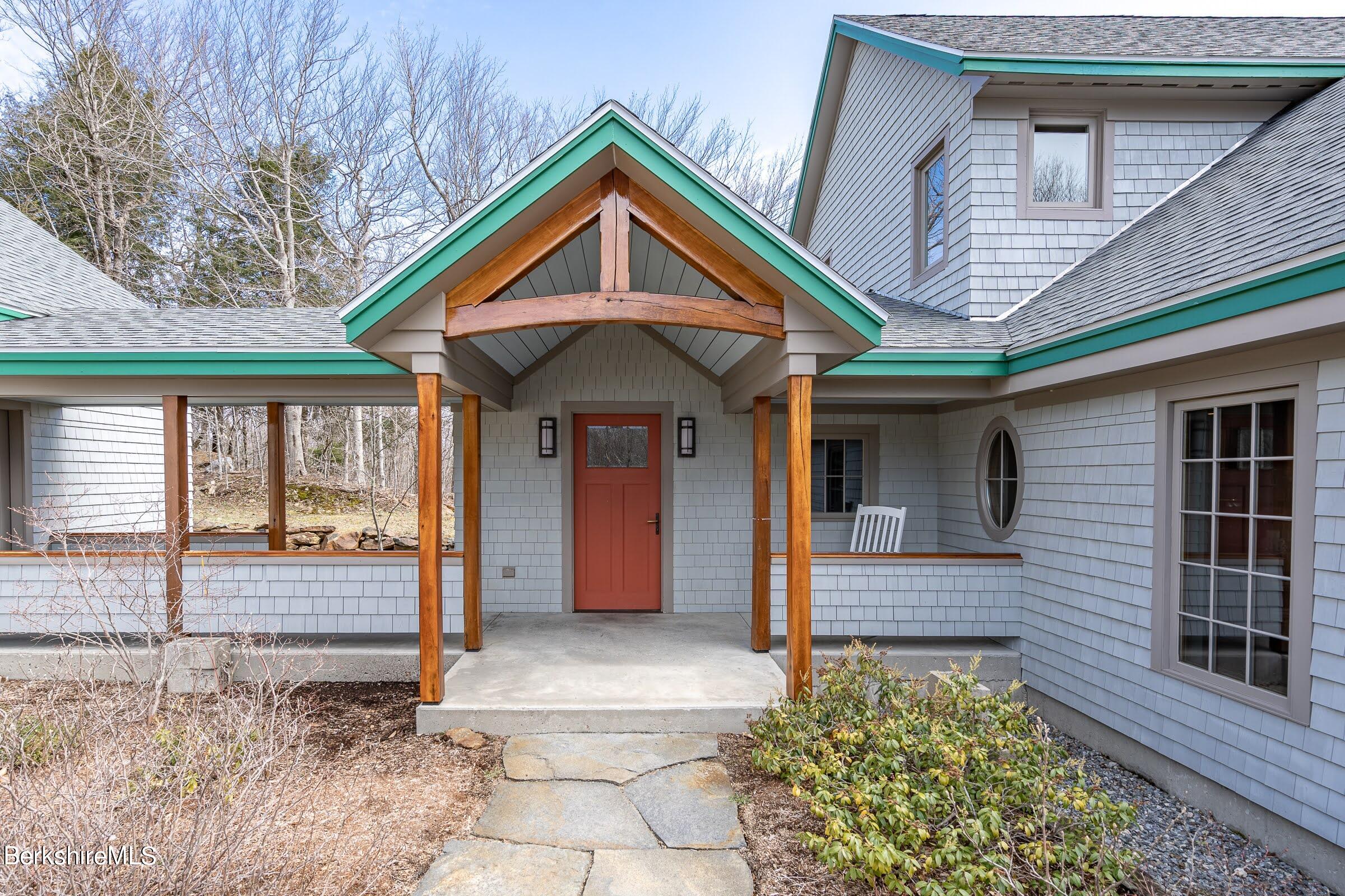 333 Leonhardt Road Becket, MA 01223 - Photo 7 of 58 7 walkway