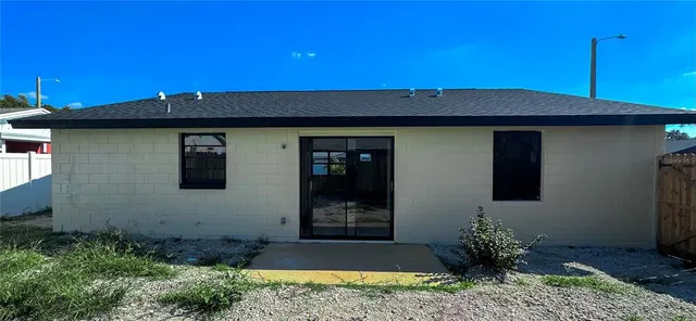 $410,000 | 8902 Wing Tip Court, Tampa, FL 33634