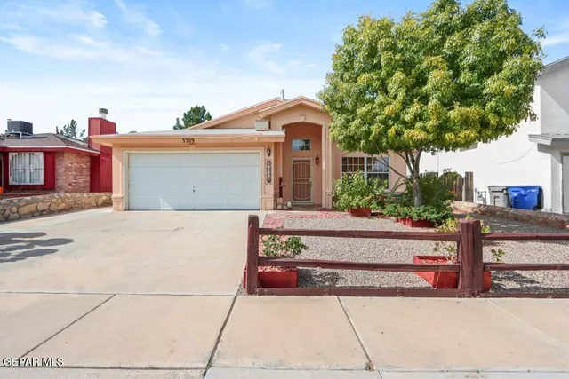a view of the terrace
