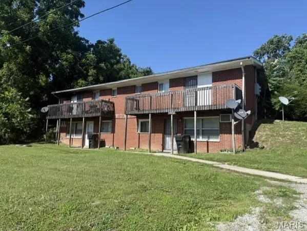 $750 | 2600 Dutch Hollow Road, Unit 4, Belleville, IL 62223
