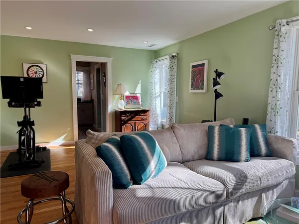 $2,450 | 55 Pine Hill Road, South Kingstown, RI 02879