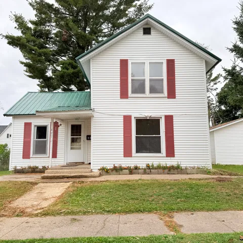 $130,000 | 411 North Higbee Street, Reed City, MI 49677