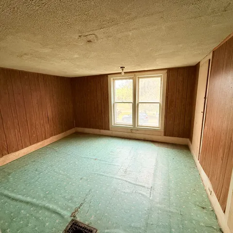 $130,000 | 411 North Higbee Street, Reed City, MI 49677