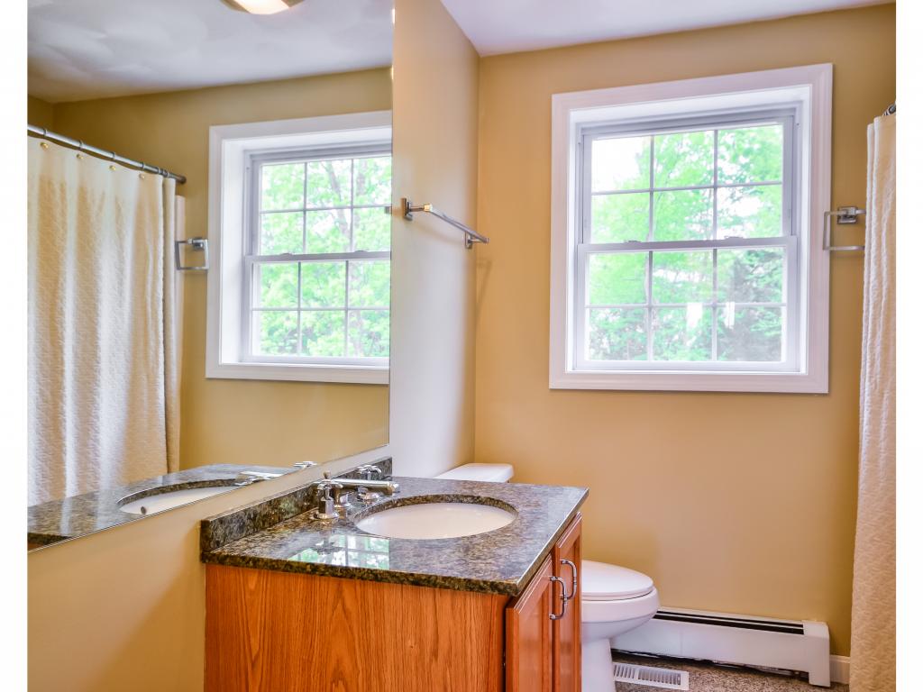 11 Overlook Road Newton, NH 03858 - Photo 19 of 36 Gallery Image 19