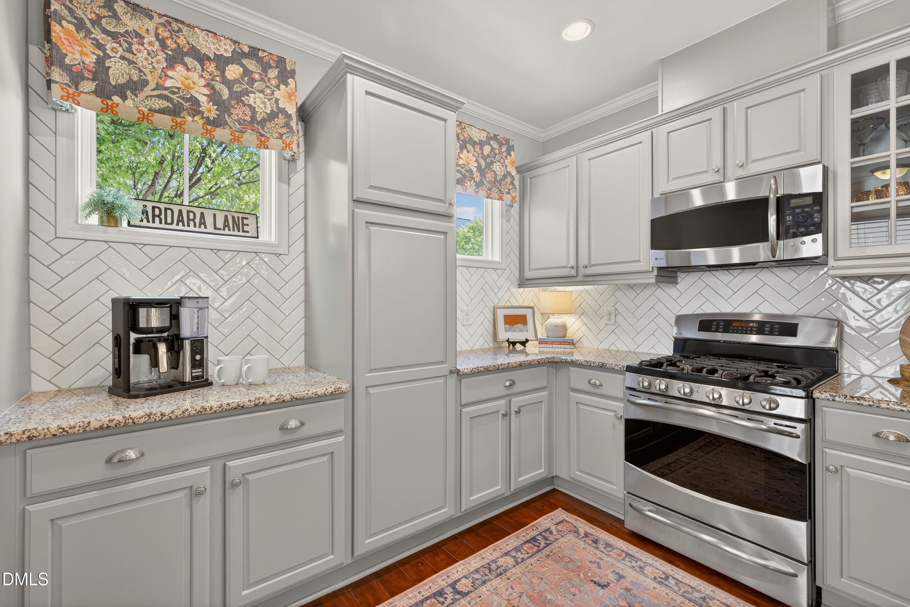 1421 Ardara Lane Raleigh, NC 27607 - Photo 11 of 38 Scene-31