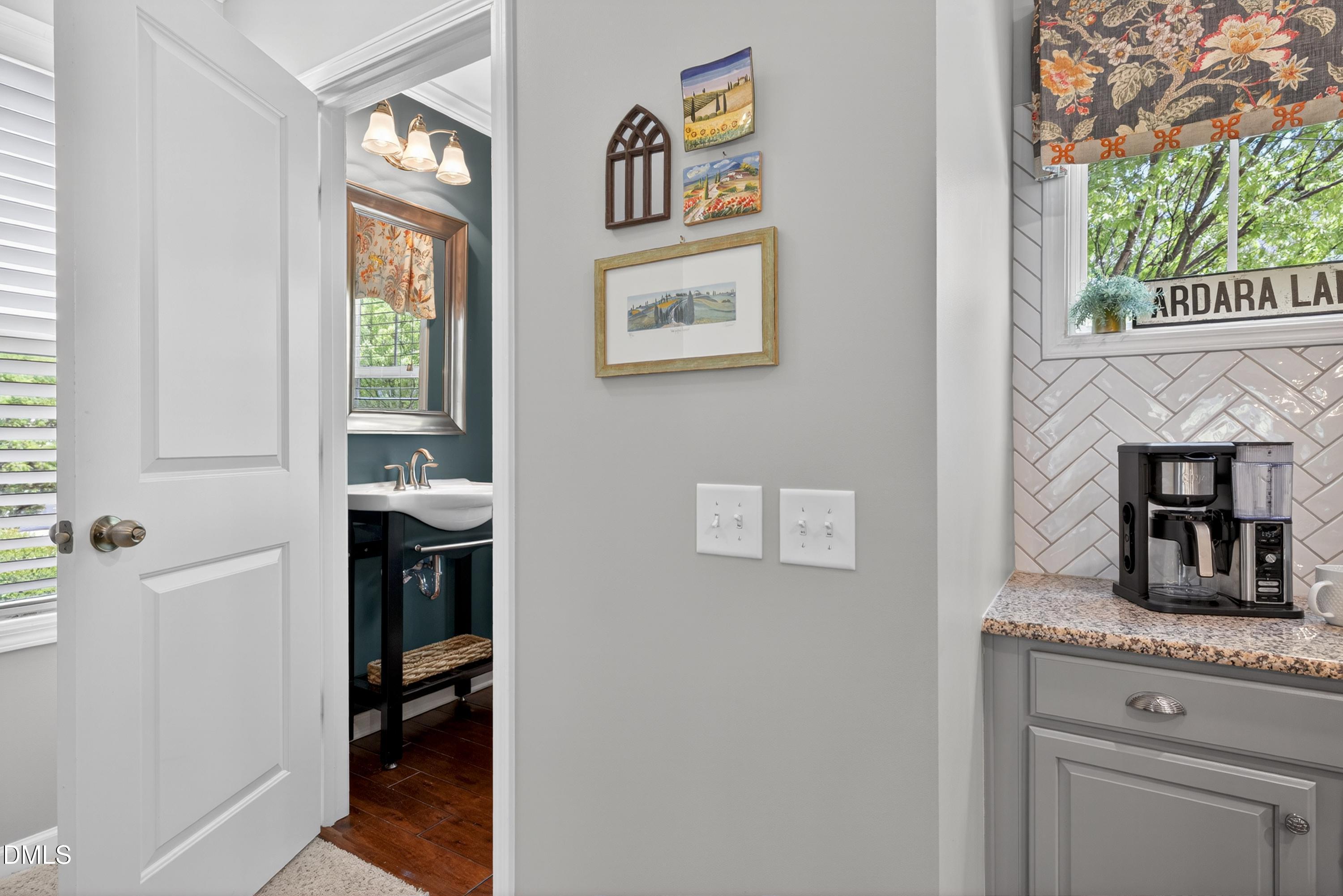 1421 Ardara Lane Raleigh, NC 27607 - Photo 14 of 38 Scene-34