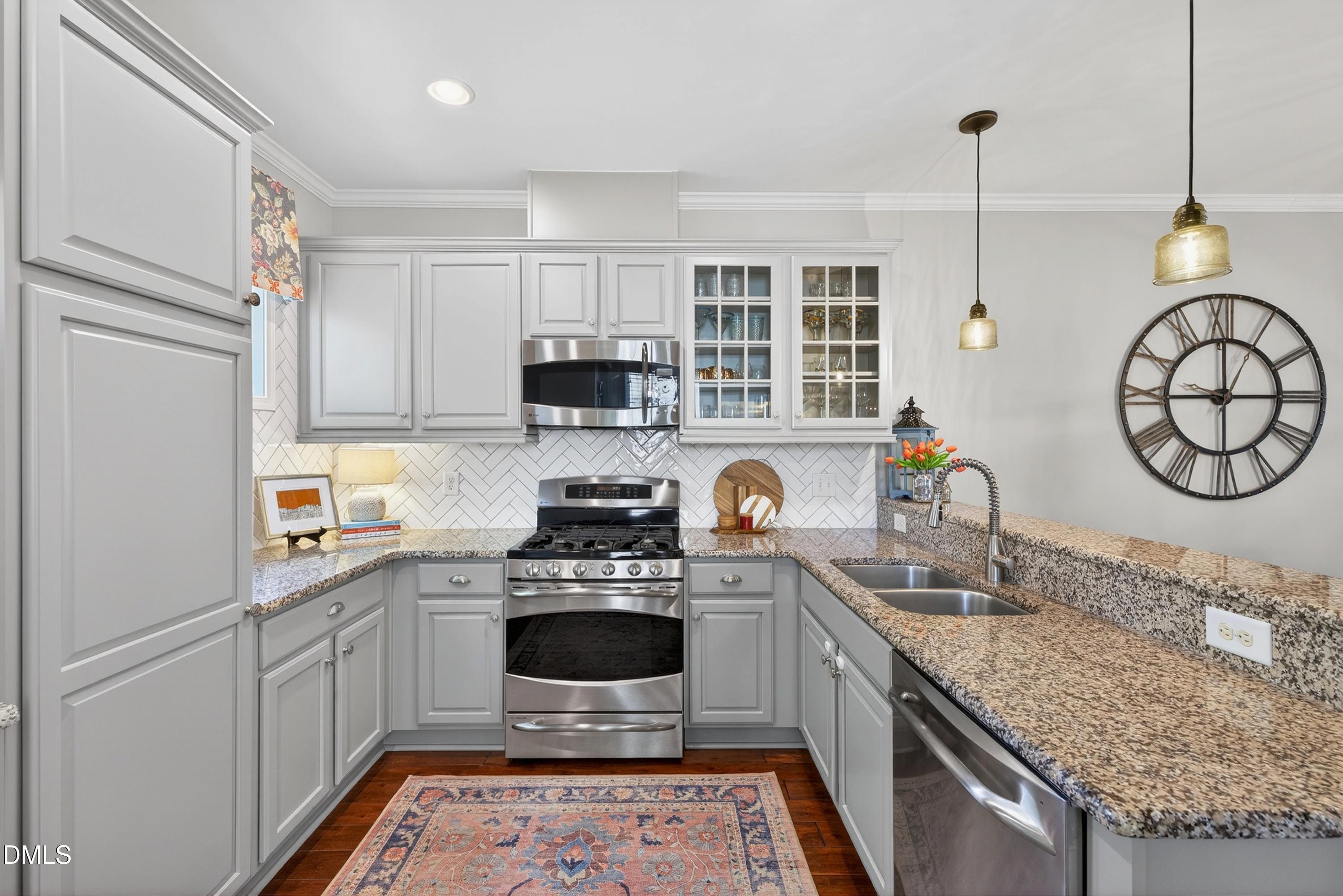 1421 Ardara Lane Raleigh, NC 27607 - Photo 10 of 38 Scene-30