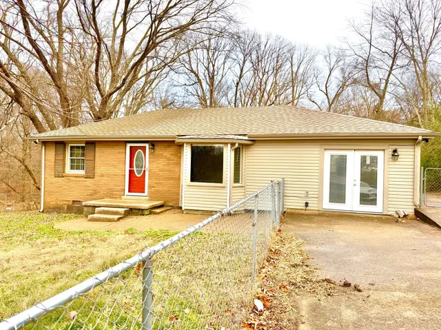 $1,195 | 838 Potters Lane, Clarksville, TN 37040