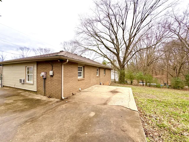 $1,195 | 838 Potters Lane, Clarksville, TN 37040