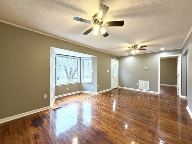 $1,195 | 838 Potters Lane, Clarksville, TN 37040