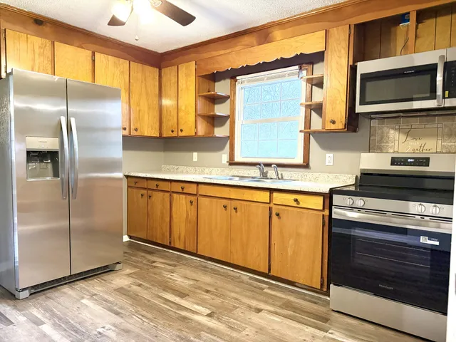 $1,195 | 838 Potters Lane, Clarksville, TN 37040