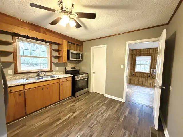 $1,195 | 838 Potters Lane, Clarksville, TN 37040