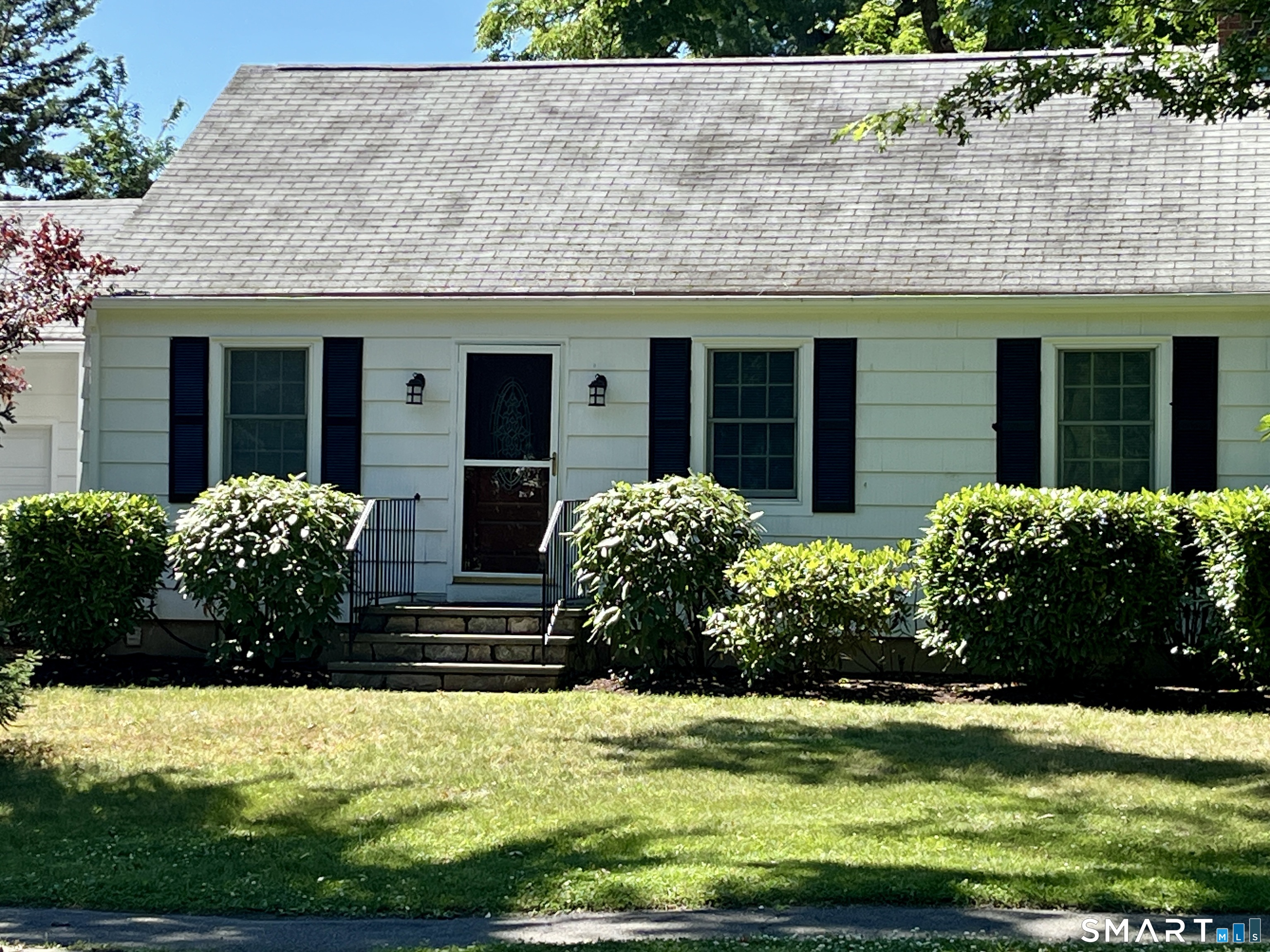 5 Treadwell Avenue Westport, CT 06880 - Photo 2 of 16