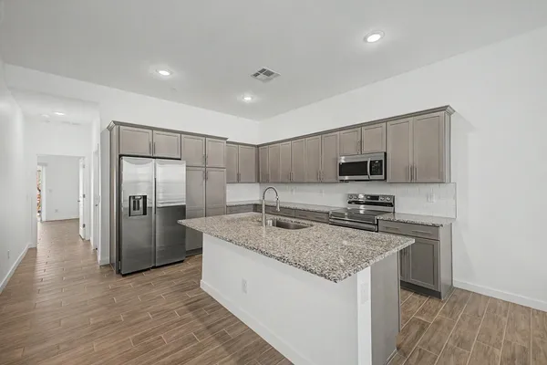 $2,250 | 8232 East University Drive, Unit 105, Mesa, AZ 85207