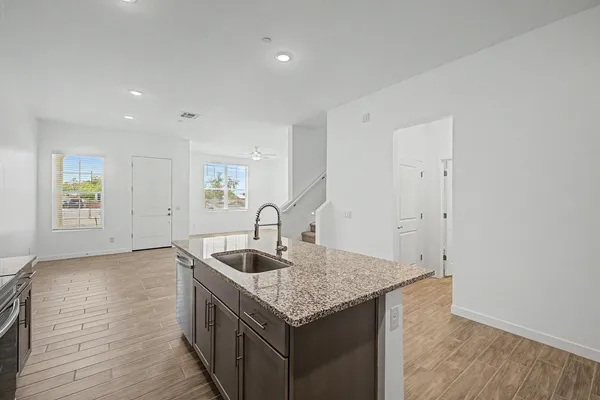$2,250 | 8232 East University Drive, Unit 105, Mesa, AZ 85207