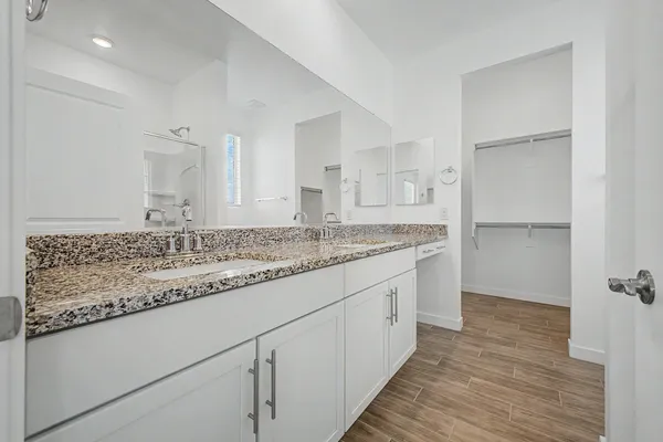 $2,250 | 8232 East University Drive, Unit 105, Mesa, AZ 85207