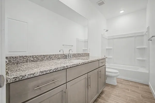 $2,250 | 8232 East University Drive, Unit 105, Mesa, AZ 85207